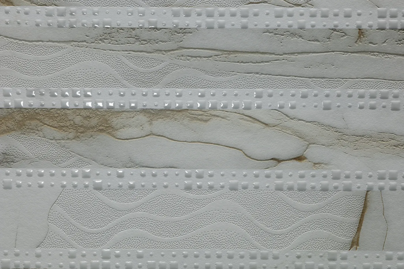 Fiesta Pearl Decore Dazzle surface tile